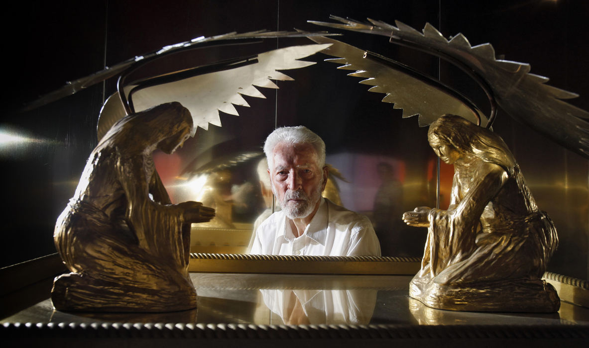 Portrait - HMHoward Vanderpool, 86, inside his Life-size Tabernacle at the Brown Road Community Church, with the Ark of the Covenant. (Tom Dodge / The Columbus Dispatch)