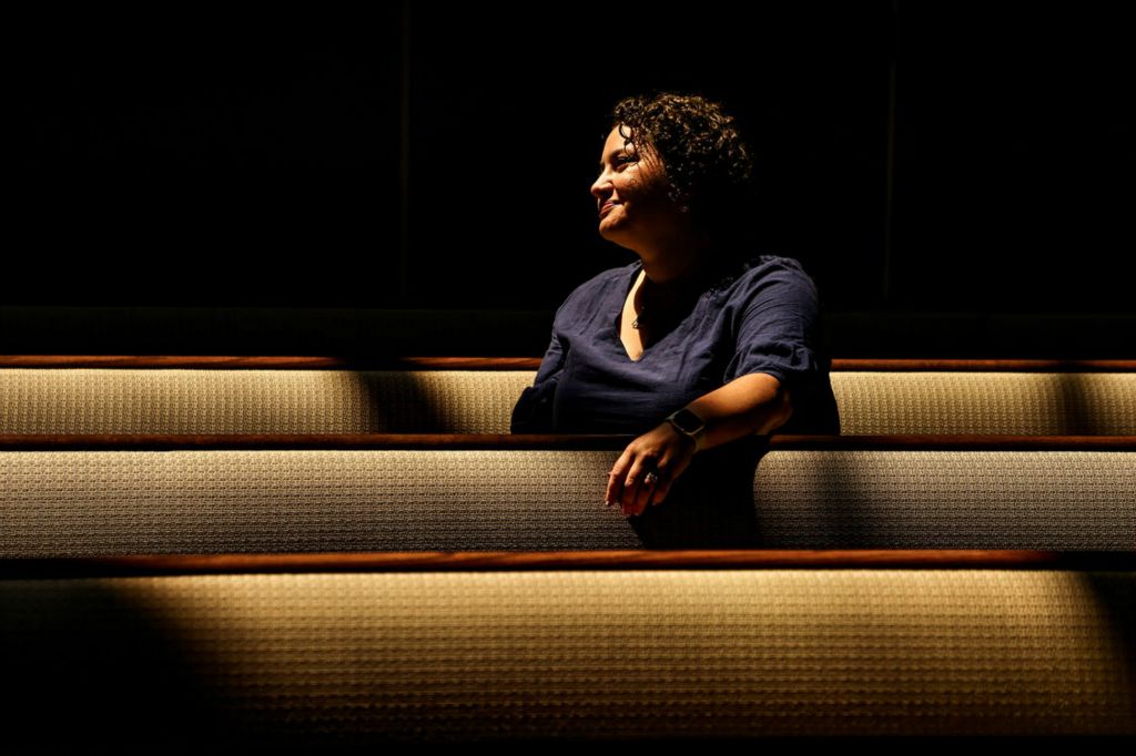 Portrait - HM - Rabbi Lisa Delson is  the first female rabbi at Temple Shomer Emunim in Sylvania.  (Jeremy Wadsworth / The Blade)