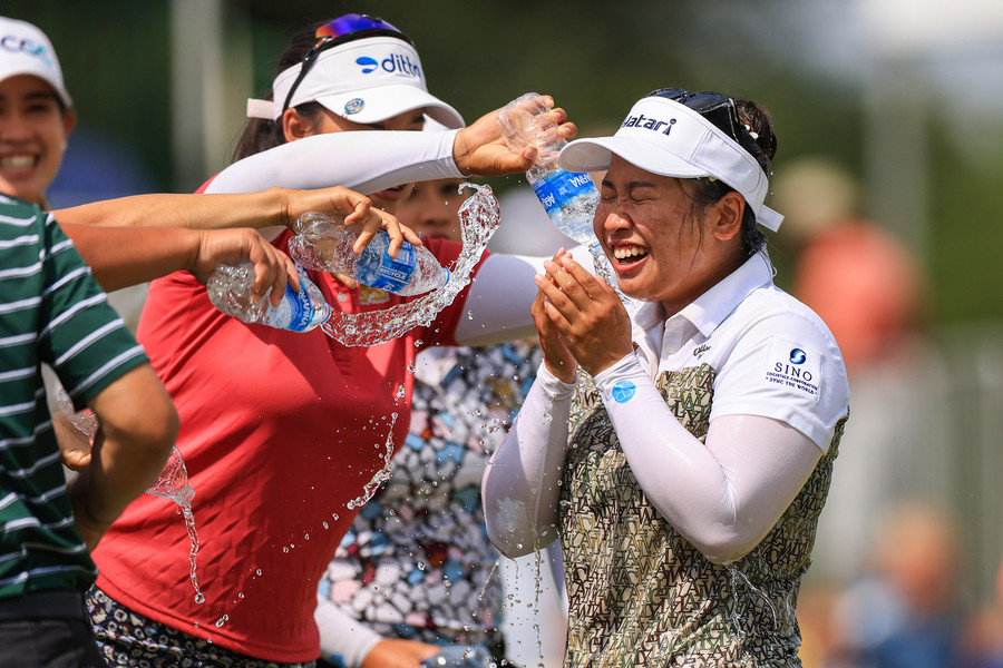 Story - 2nd place - Chanettee Wannasaen gets doused with water after winning the 2024 Dana Open at Highland Meadows in Sylvania. (Rebecca Benson / The Blade)