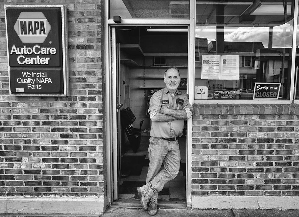    Portrait - HM - Michael Canning, owner of L&M Sunoco on Sylvania Avenue, is closing his gas station after more than 30 years in business in Toledo. (Jeremy Wadsworth / The Blade)