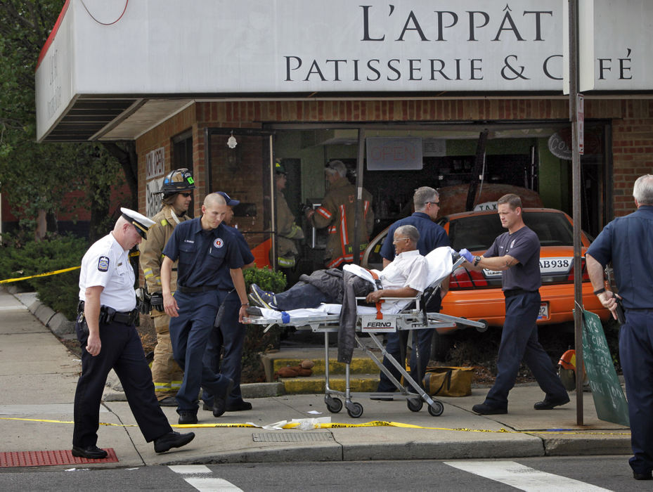 Spot News - 1st placeIt was unclear why a cab driver with two passengers crashed into the newly opened Flaxella Deli at East Long and Third in Columbus sending the cab driver, it's two occupants and one other in the restaurant to the hospital.  (Tom Dodge / The Columbus Dispatch)