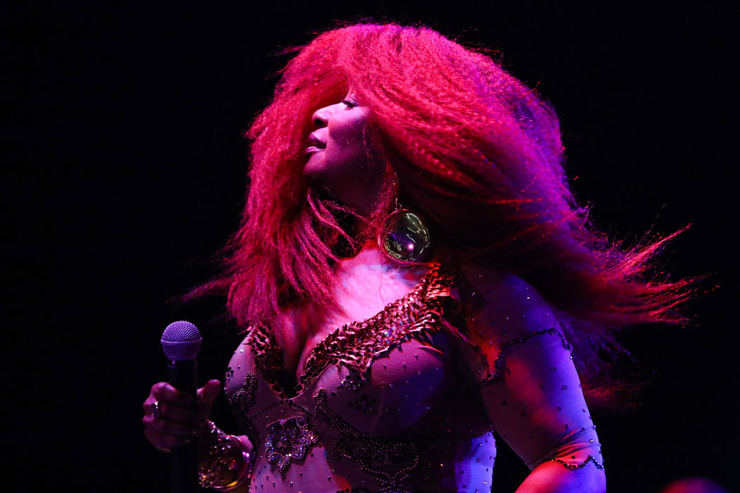 Feature - HMChaka Khan dances while performing for the last concert of the ProMedica Summer Concert Series at Promenade Park in Toledo. (Rebecca Benson / The Blade)