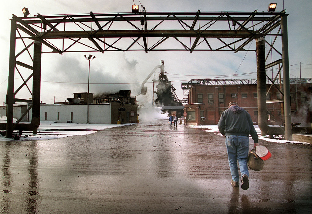 First Place, Ohio Understanding Award - Chris Stephens / The Plain DealerRalph Whitney, a railroad worker at LTV, heads in to work for the afternoon shift today  Thursday December 28, 2000 