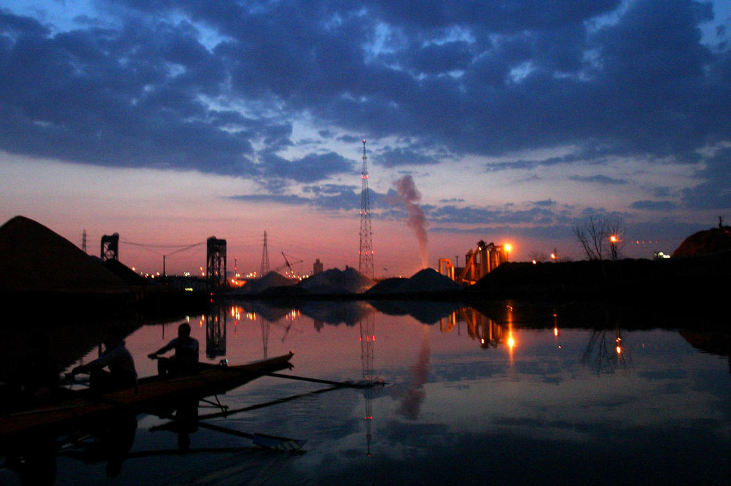 Award of Excellence, George S. Smallsreed Photographer of the Year Award - Dale Omori / The Plain DealerSt. Ignatius High School rowing team works out in the predawn hours on the Cuyahoga River.