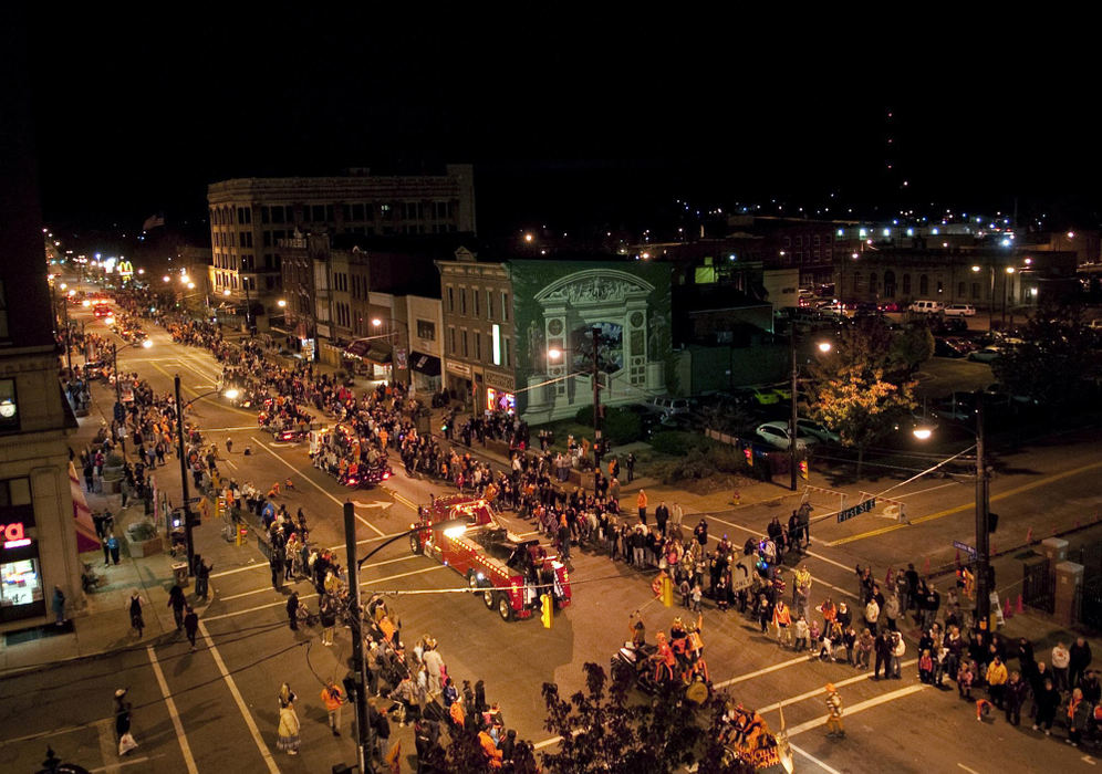 First place, James R. Gordon Ohio Understanding Award - David Foster / Kent State UniversityResidents line the streets during the annual McKinley week parade on Lincoln Way.