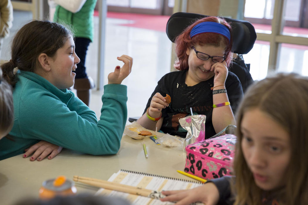 Second place, Larry Fullerton Photojournalism Scholarship - Alex Driehaus / Ohio UniversityAdyn laughs as she talks to Macy during lunch.